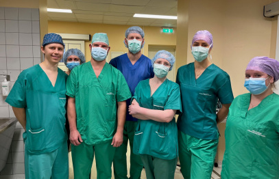 Stradiņa slimnīcas Ķirurģijas klīnikā veikta unikāla krūtsgala reinervācijas operācija