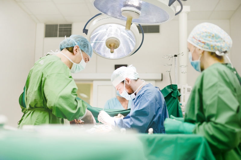 23.martā Stradiņa slimnīcā veikta aknu transplantācija