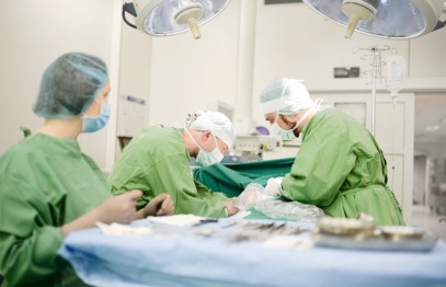 Stradiņos veikta jau trešā aknu transplantācijas operācija