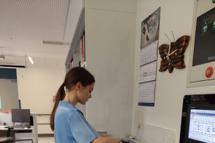 13 jaunieši vasarā iepazīst darbu Stradiņa slimnīcā